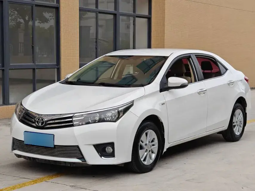 2014 Toyota Corolla 1.6L 122HP L4 CVT