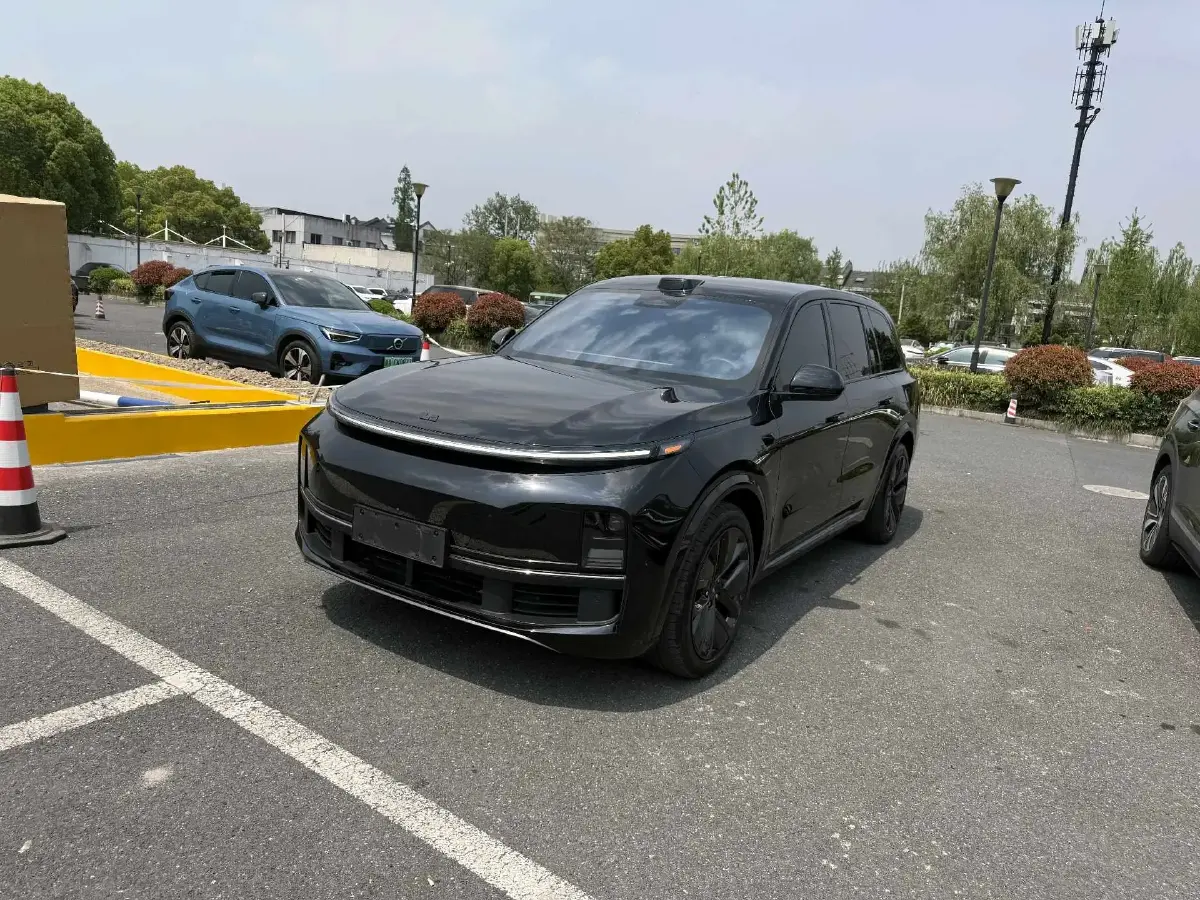 2022 Li L9 Range Extended 154HP REEV 42.6KWH