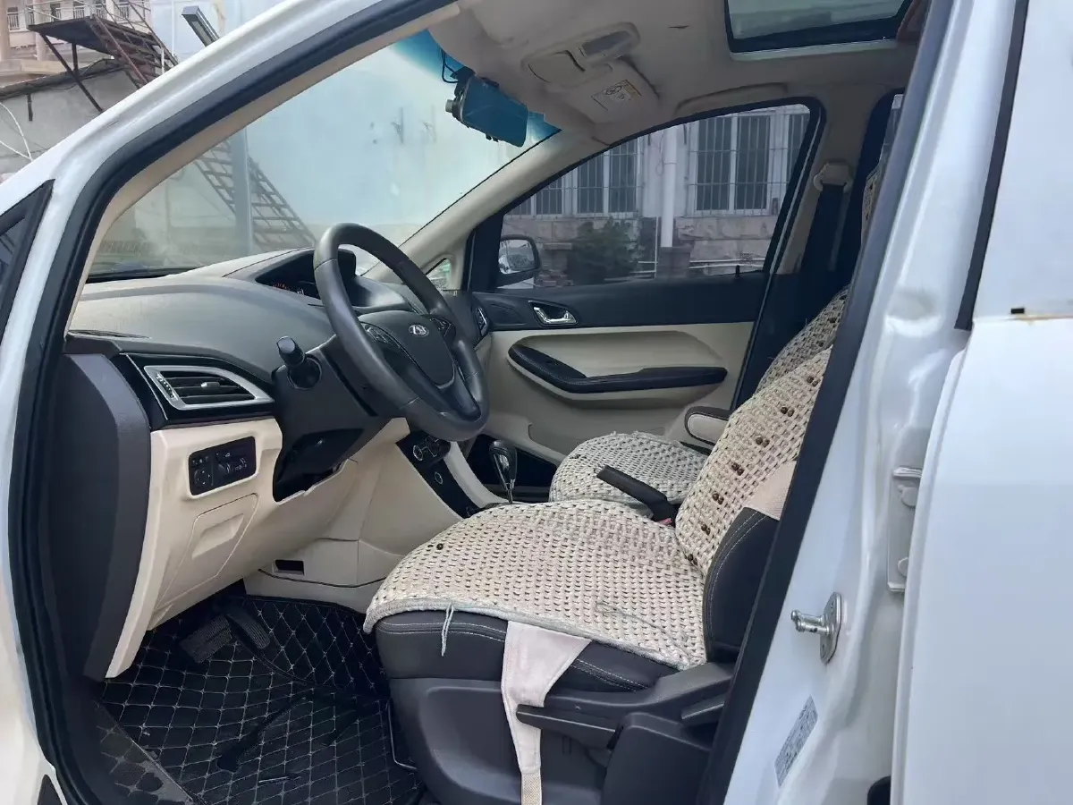 2015 Chery Arrizo M7 2.0L 139HP L4 CVT,autocango,china used car exporter,china ev exporter,chinese used car exporter,chinese used ev exporter