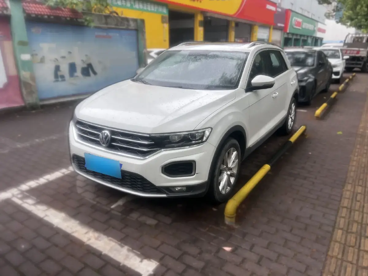 2019 Volkswagen T-Roc 1.4T 131HP L4 7DCT