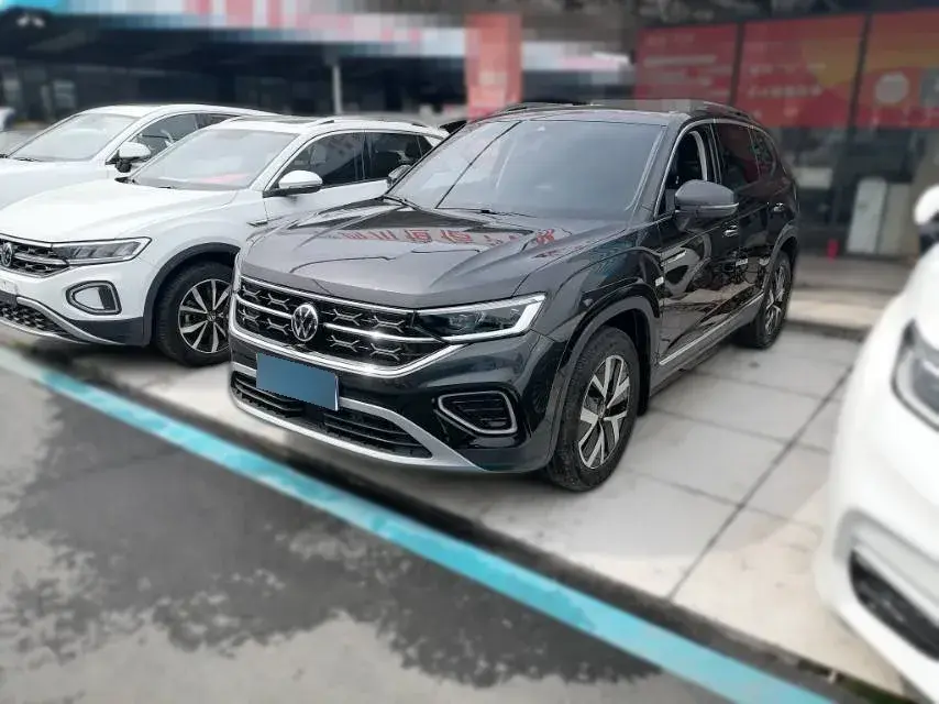 2024 Volkswagen Tayron 2.0T 186HP L4 7DCT