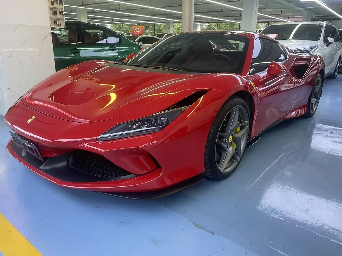 2019 Ferrari F8 3.9T 720HP V8 7DCT,autocango,china used car exporter,china ev exporter,chinese used car exporter,chinese used ev exporter