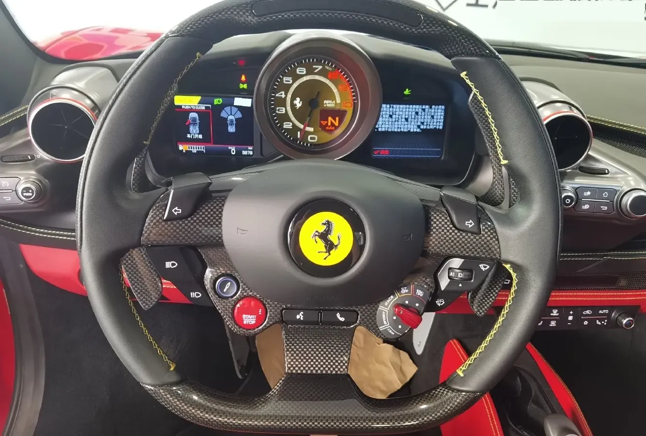 2019 Ferrari F8 3.9T 720HP V8 7DCT,autocango,china used car exporter,china ev exporter,chinese used car exporter,chinese used ev exporter