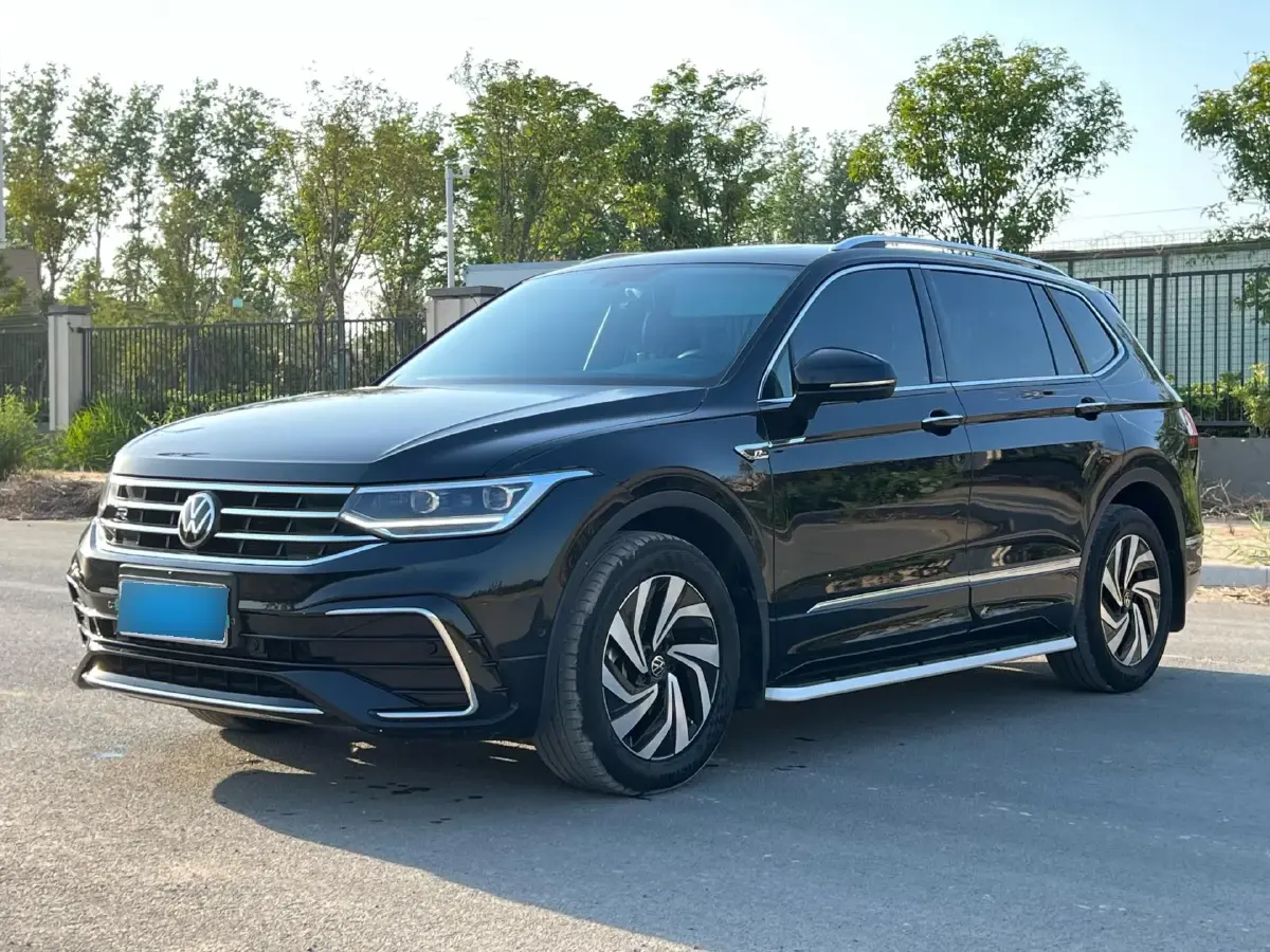 2024 Volkswagen Tiguan L 2.0T 186HP L4 7DCT
