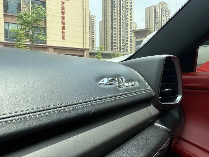 2013 Ferrari 458 4.5L 570HP V8 7DCT,autocango,china used car exporter,china ev exporter,chinese used car exporter,chinese used ev exporter