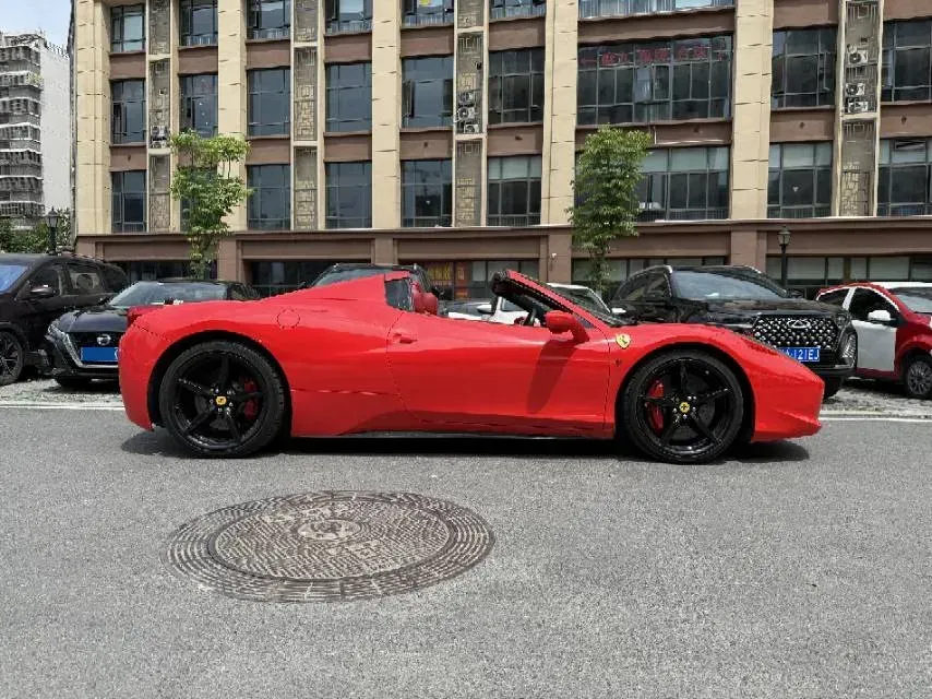 2013 Ferrari 458 4.5L 570HP V8 7DCT,autocango,china used car exporter,china ev exporter,chinese used car exporter,chinese used ev exporter