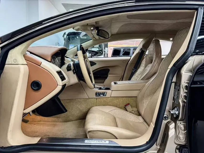 2017 Aston Martin Rapide 6.0L 560HP V12 8AT,autocango,china used car exporter,china ev exporter,chinese used car exporter,chinese used ev exporter