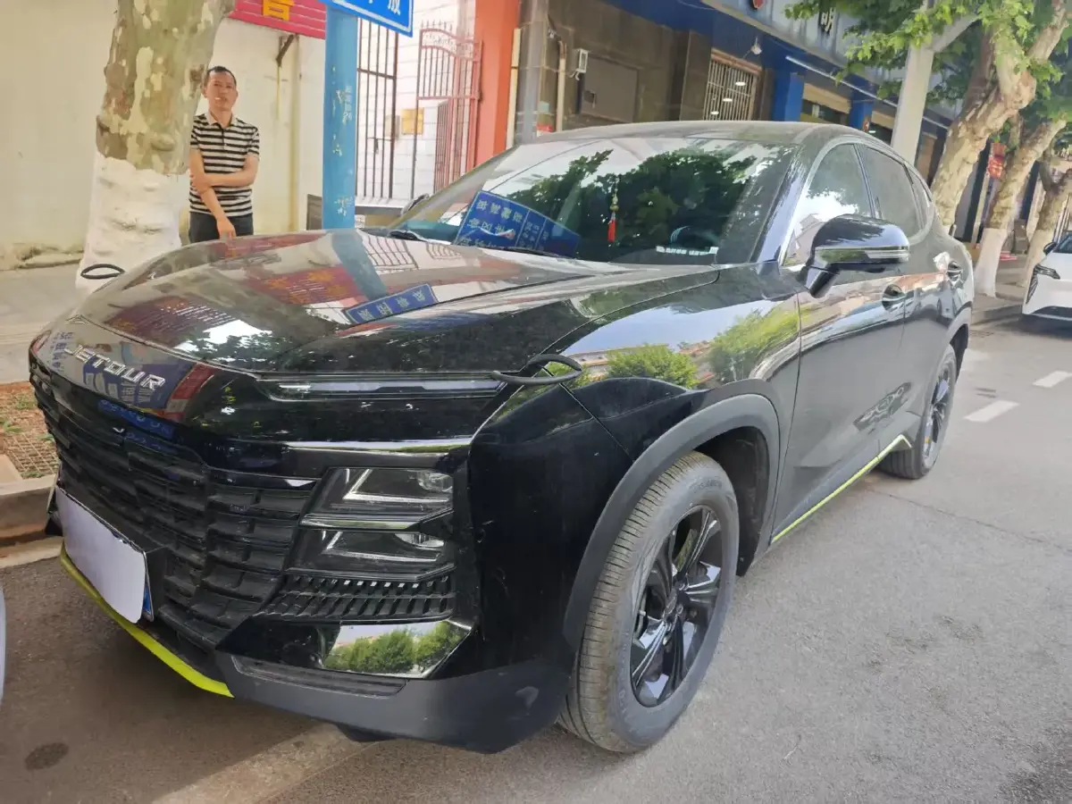 2024 Jetour DASHING 1.5T 156HP L4 6DCT