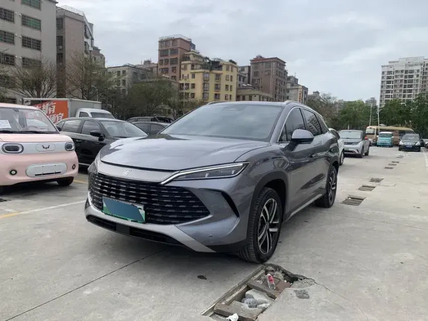 2024 BYD SongL DM-i 1.5L 101HP L4 E-CVT PHEV 18.3KWH