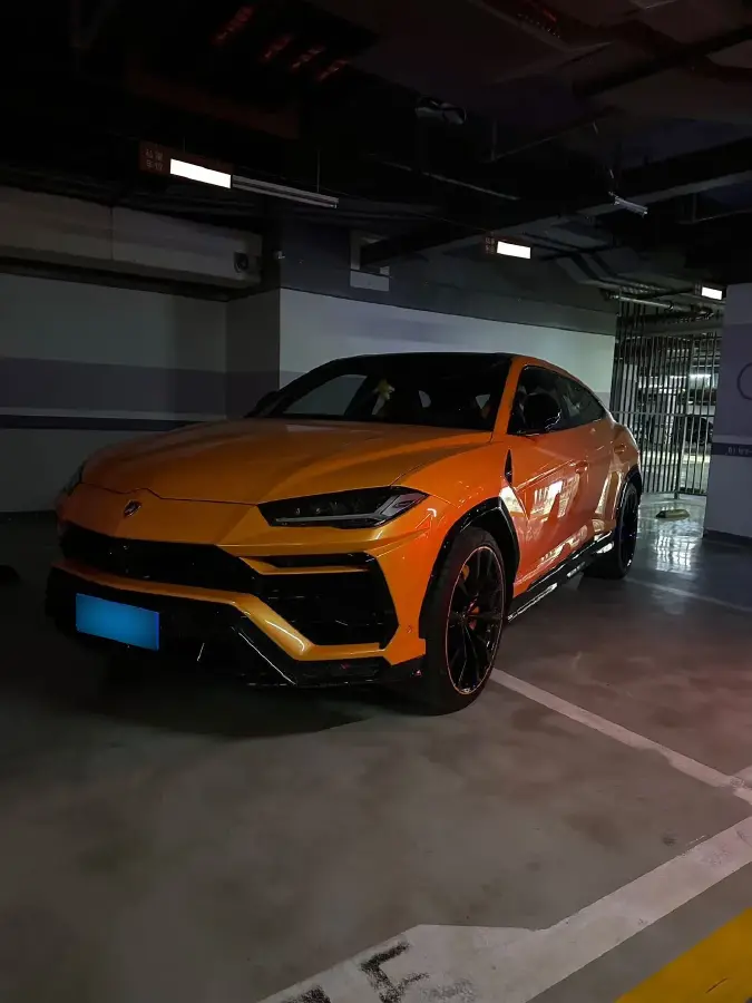2021 Lamborghini Urus 4.0T 641HP V8 8AT