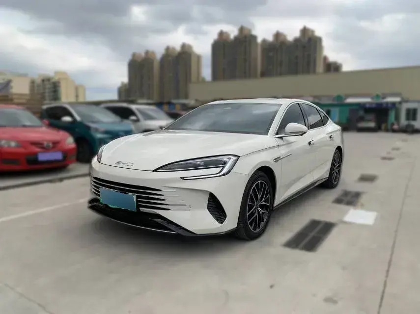 2025 BYD Seal07 DM-i 1.5L 101HP L4 E-CVT PHEV 17.6KWH