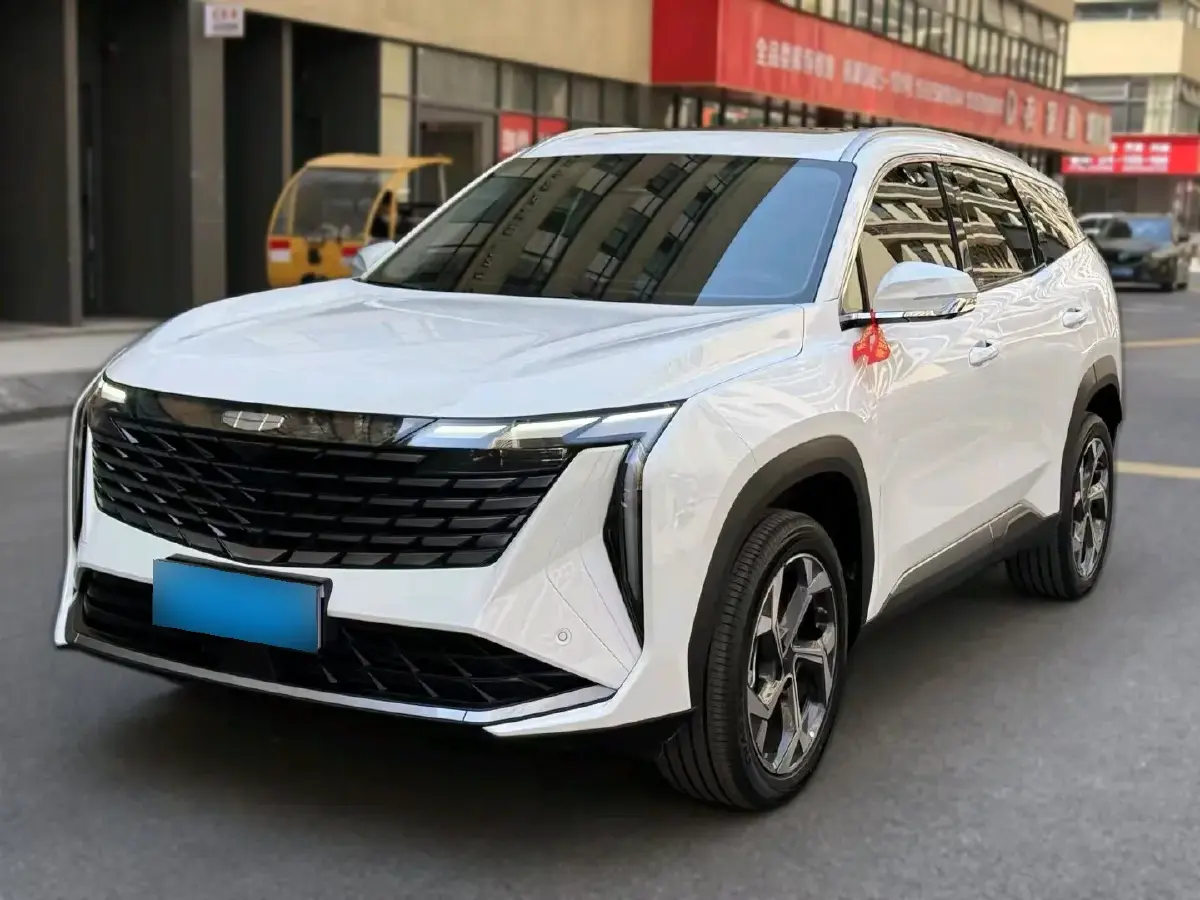 2024 Geely StarRay 1.5T 181HP L4 7DCT