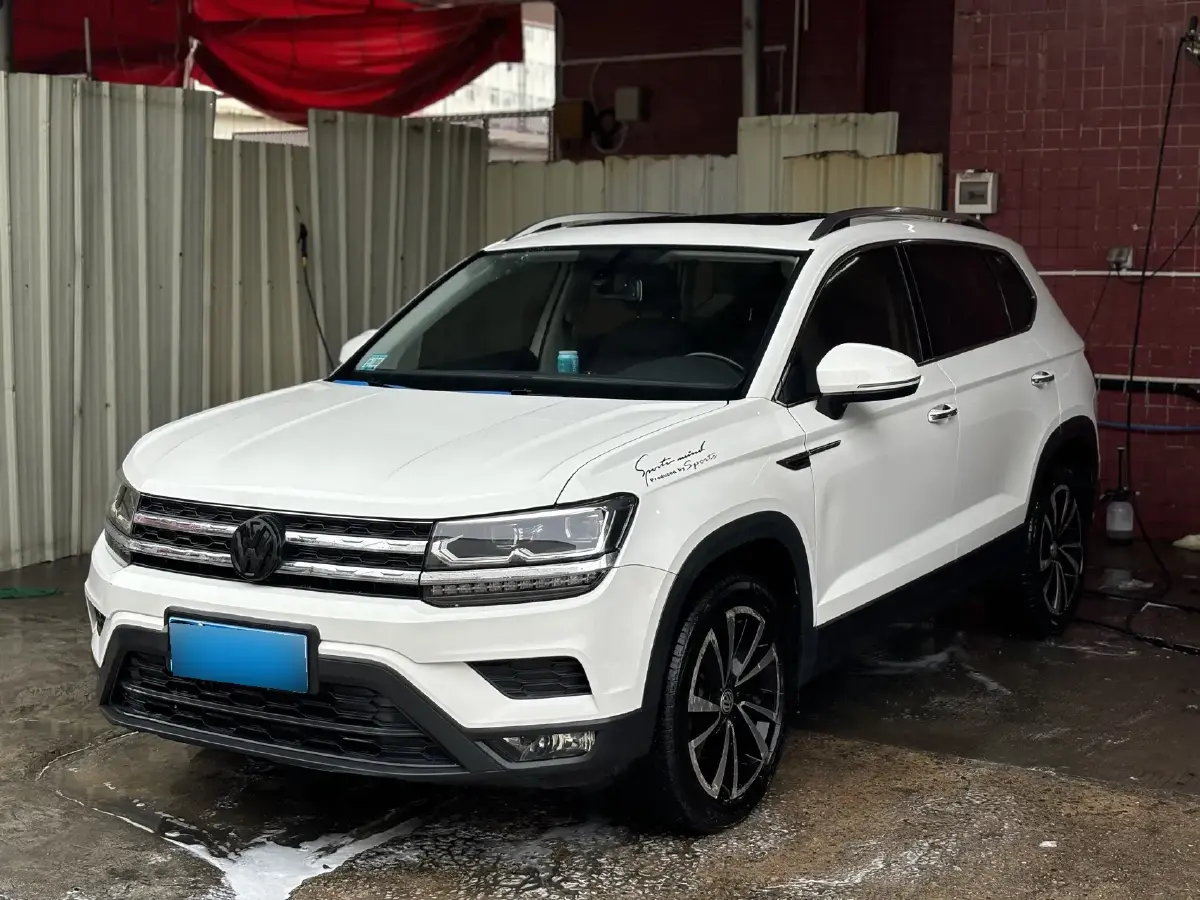2019 Volkswagen Tharu 1.4T 150HP L4 7DCT