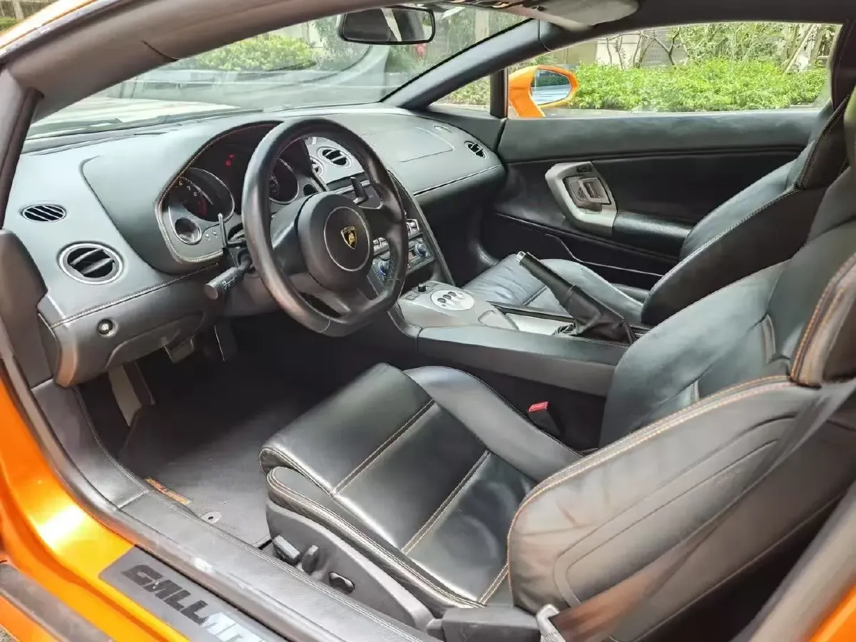 2012 Lamborghini Gallardo 5.2L 560HP V10 6AMT,autocango,china used car exporter,china ev exporter,chinese used car exporter,chinese used ev exporter