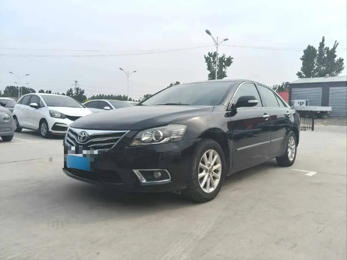 2013 Toyota Camry 2.0L 147HP L4 4AT