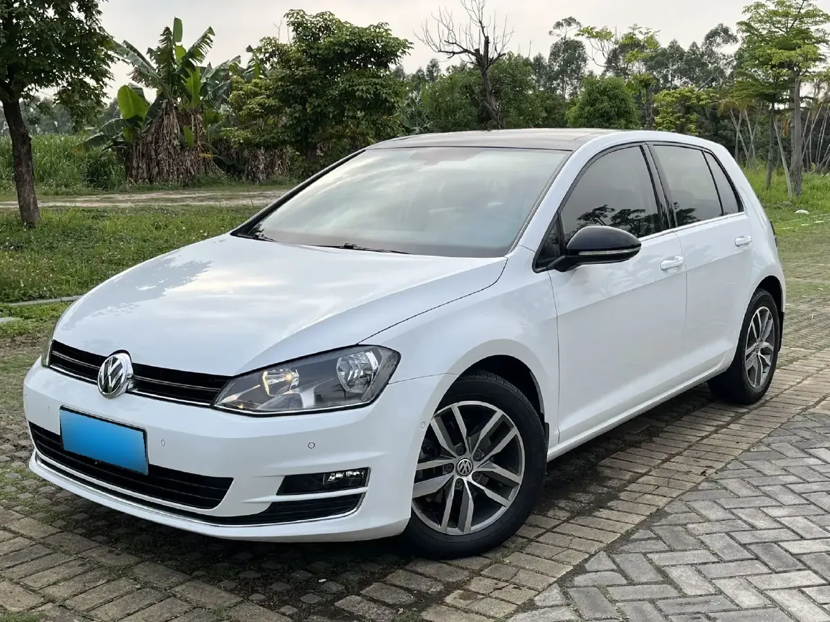 2017 Volkswagen Golf 1.4T 131HP L4 7DCT