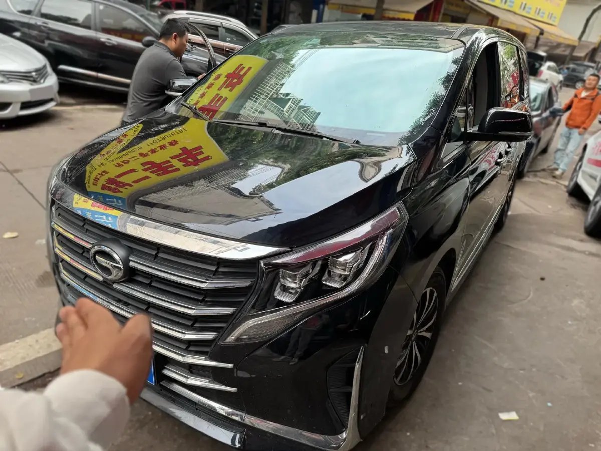 2021 GAC Trumpchi M8 2.0T 252HP L4 8AT