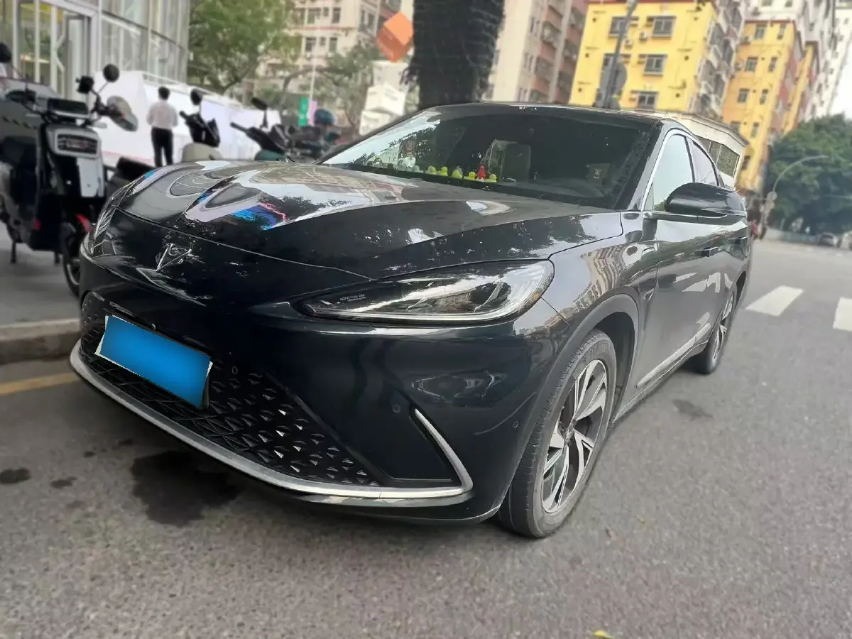 2022 ARCFOX αS BEV 93.6KWH