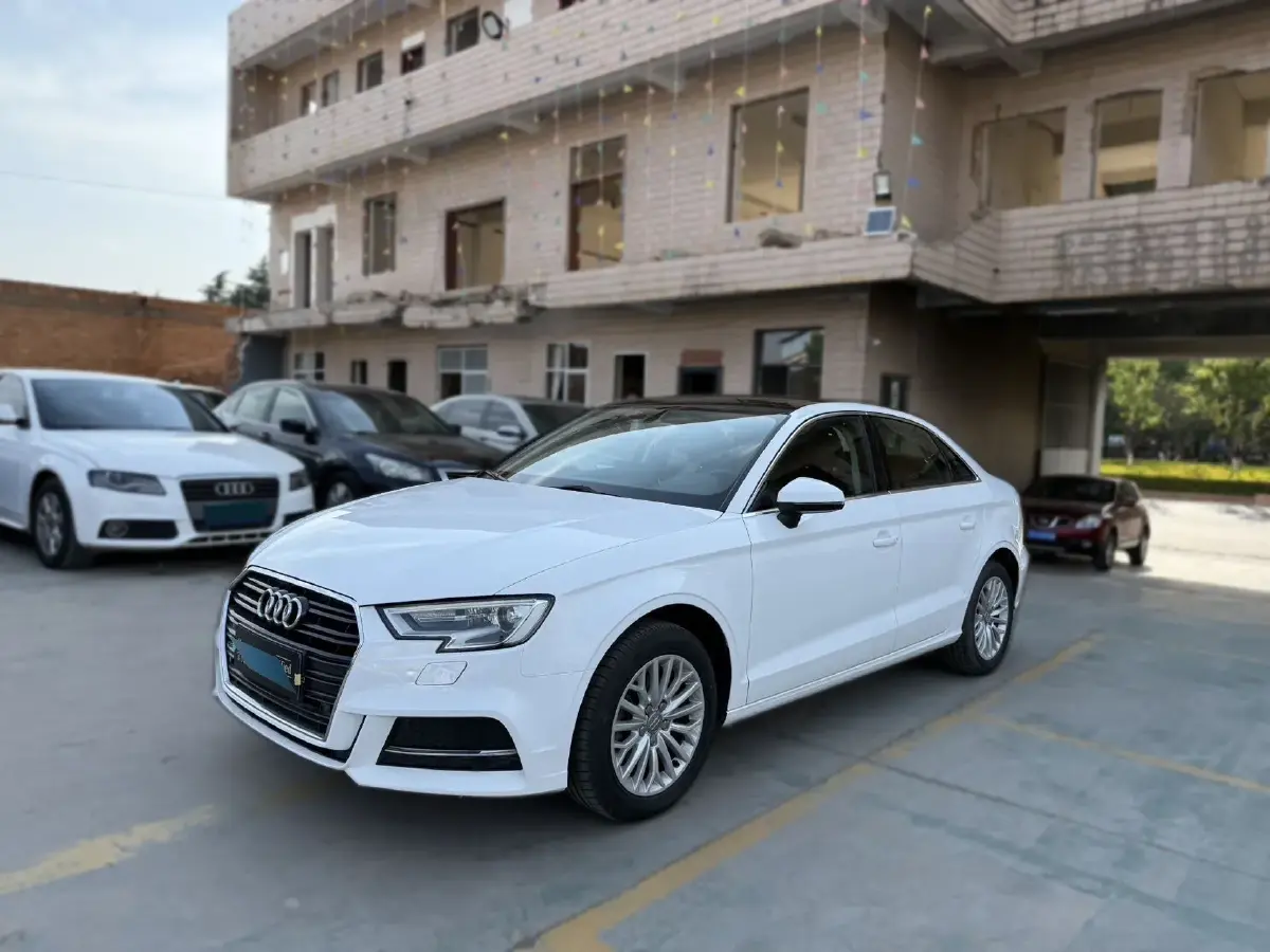 2015 Audi A3 1.4T 150HP L4 7DCT