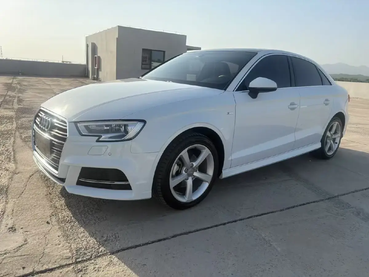 2017 Audi A3 1.4T 150HP L4 7DCT
