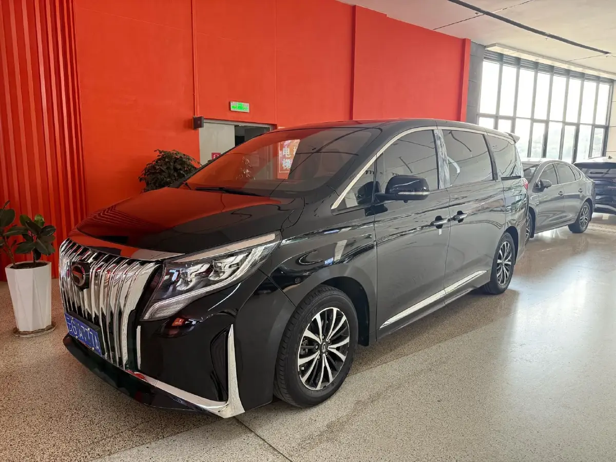 2021 GAC Trumpchi M8 2.0T 252HP L4 8AT