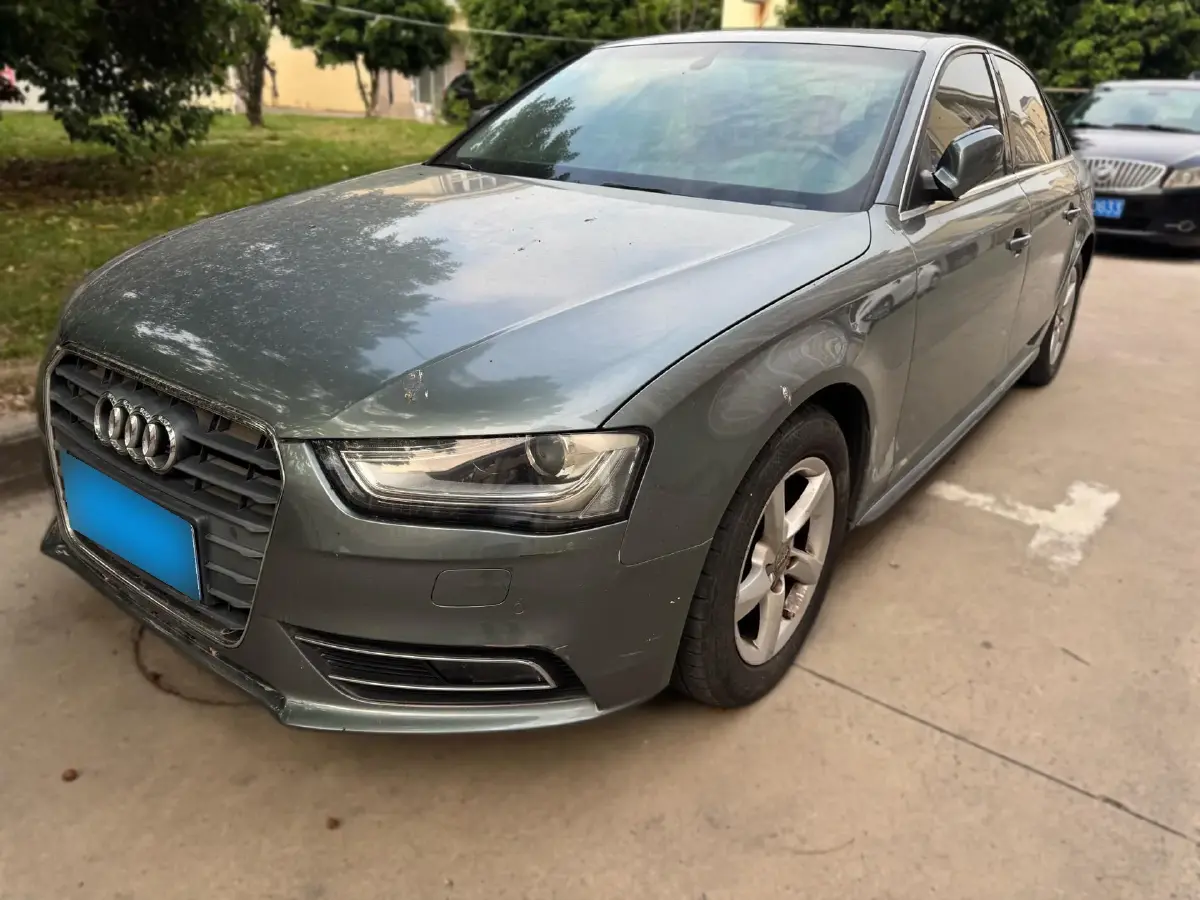 2015 Audi A4L 2.0T 180HP L4 CVT