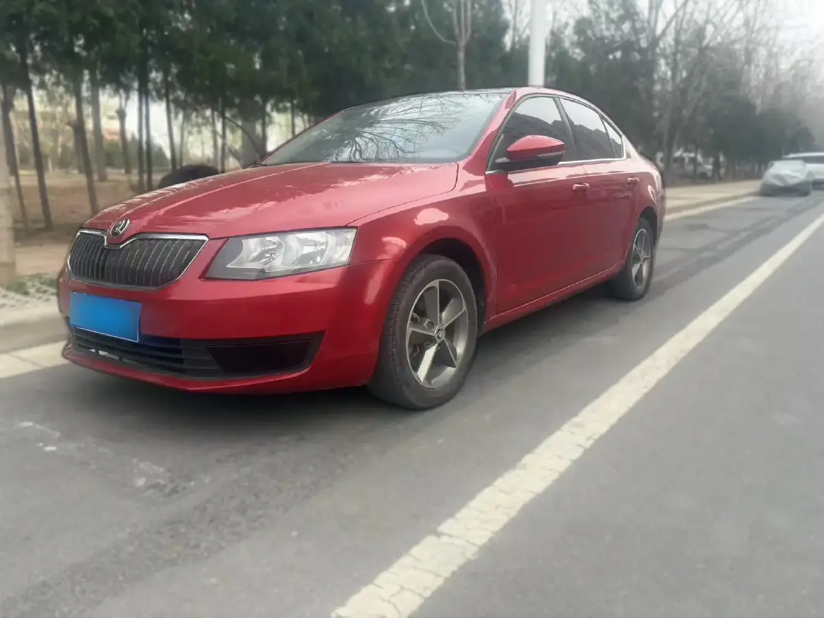 2015 Skoda Octavia 1.6L 110HP L4 6AT