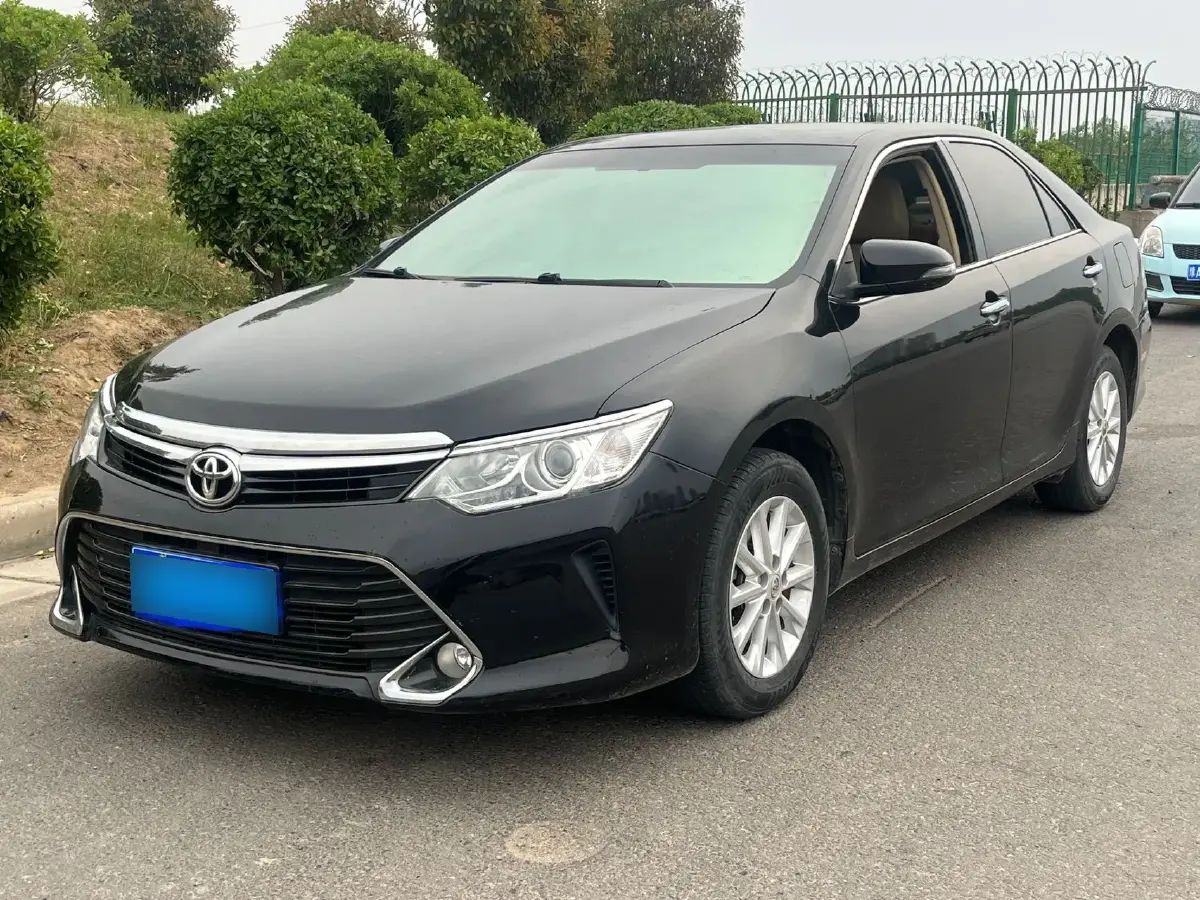 2016 Toyota Camry 2.0L 167HP L4 6AT