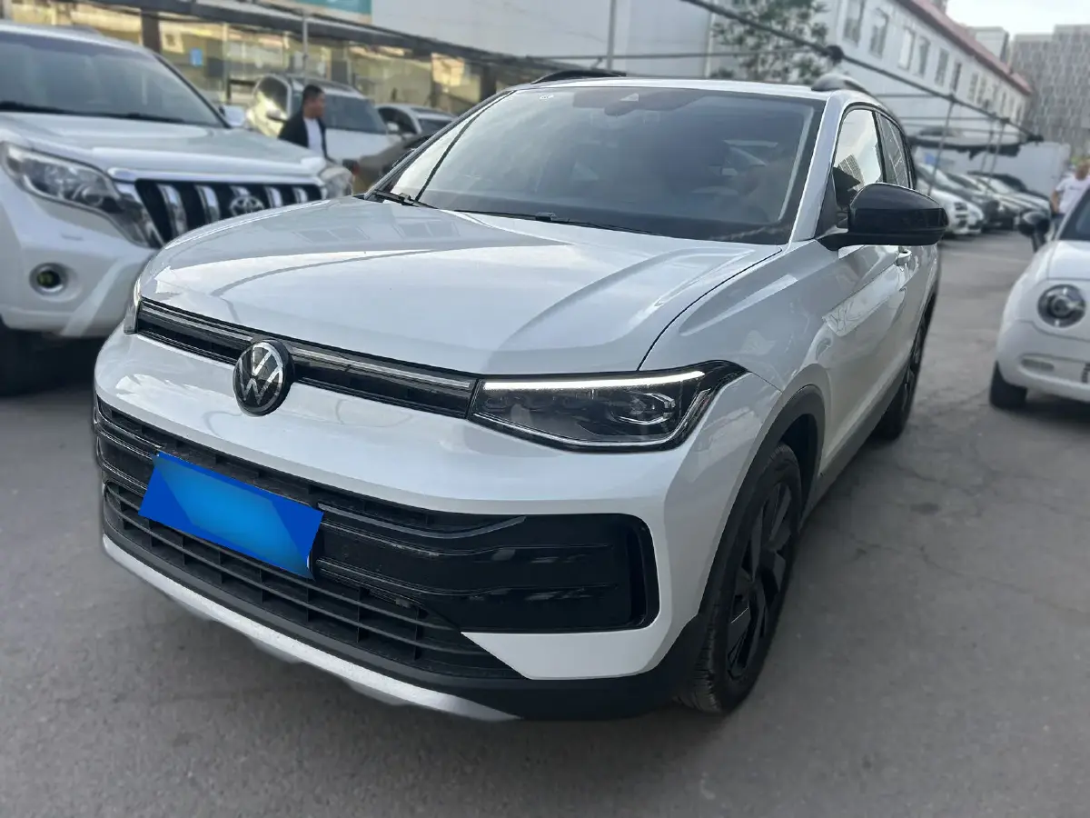 2025 Volkswagen Tharu 1.5T 160HP L4 7DCT