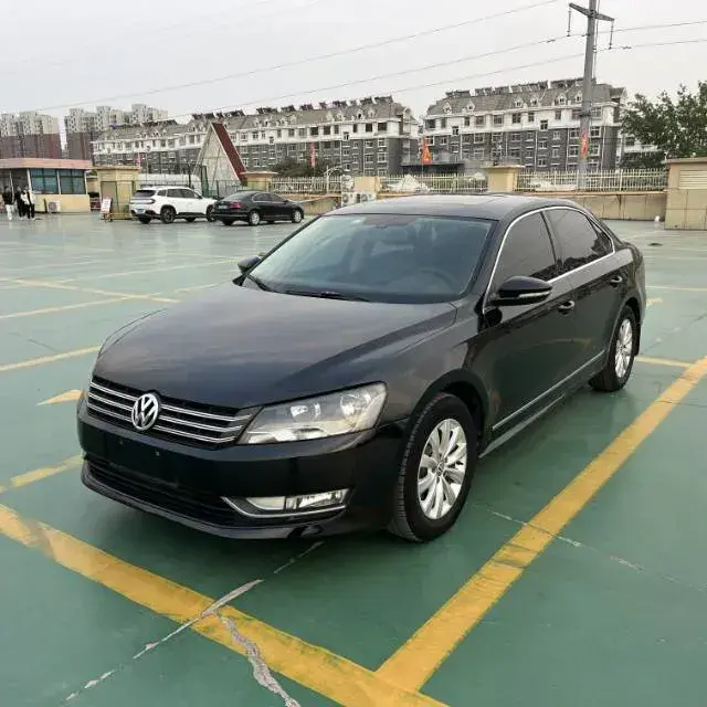 2015 Volkswagen Passat 1.8T 160HP L4 7DCT