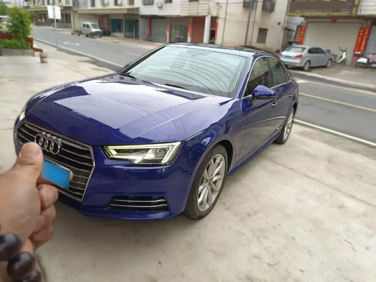 2018 Audi A4L 1.4T 150HP L4 7DCT