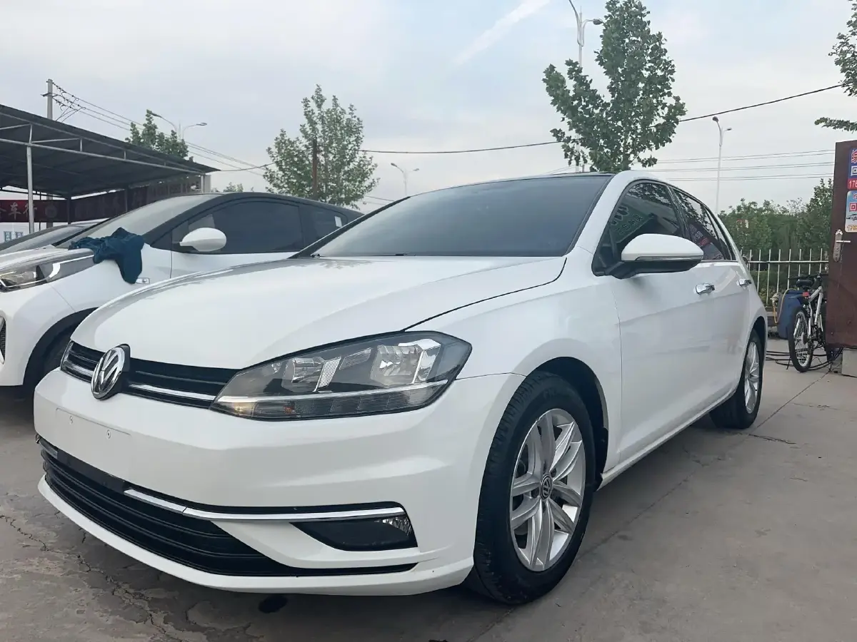 2018 Volkswagen Golf 1.4T 131HP L4 5MT