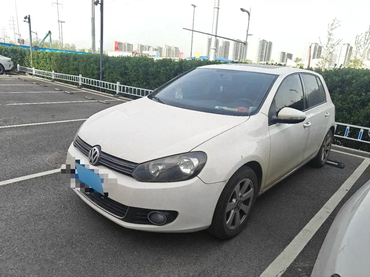 2012 Volkswagen Golf 1.4T 131HP L4 5MT