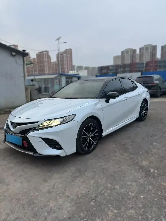2018 Toyota Camry 2.0L 169HP L4 6AT