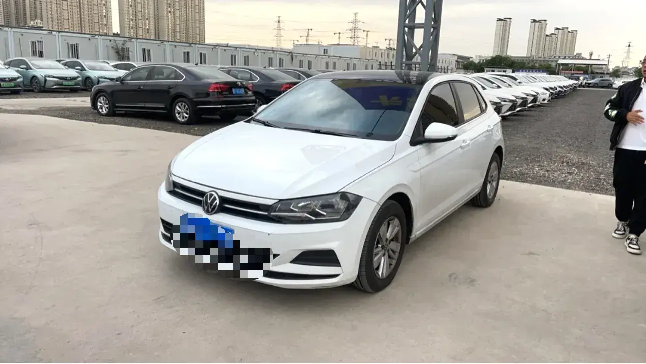 2023 Volkswagen Polo 1.5L 110HP L4 6AT