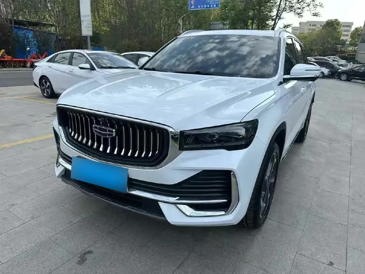 2024 Geely Monjaro 2.0T 218HP L4 7DCT