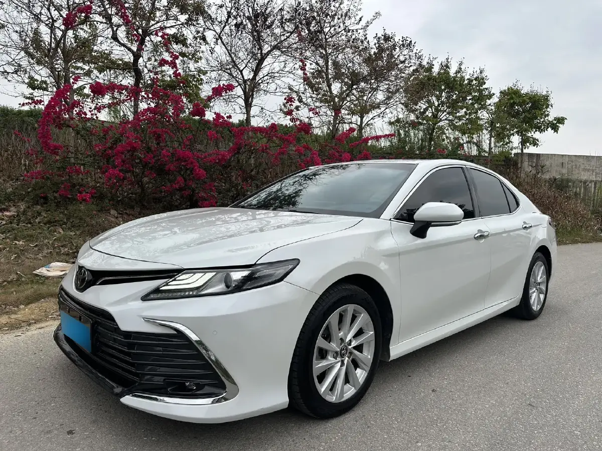 2021 Toyota Camry 2.0L 178HP L4 CVT