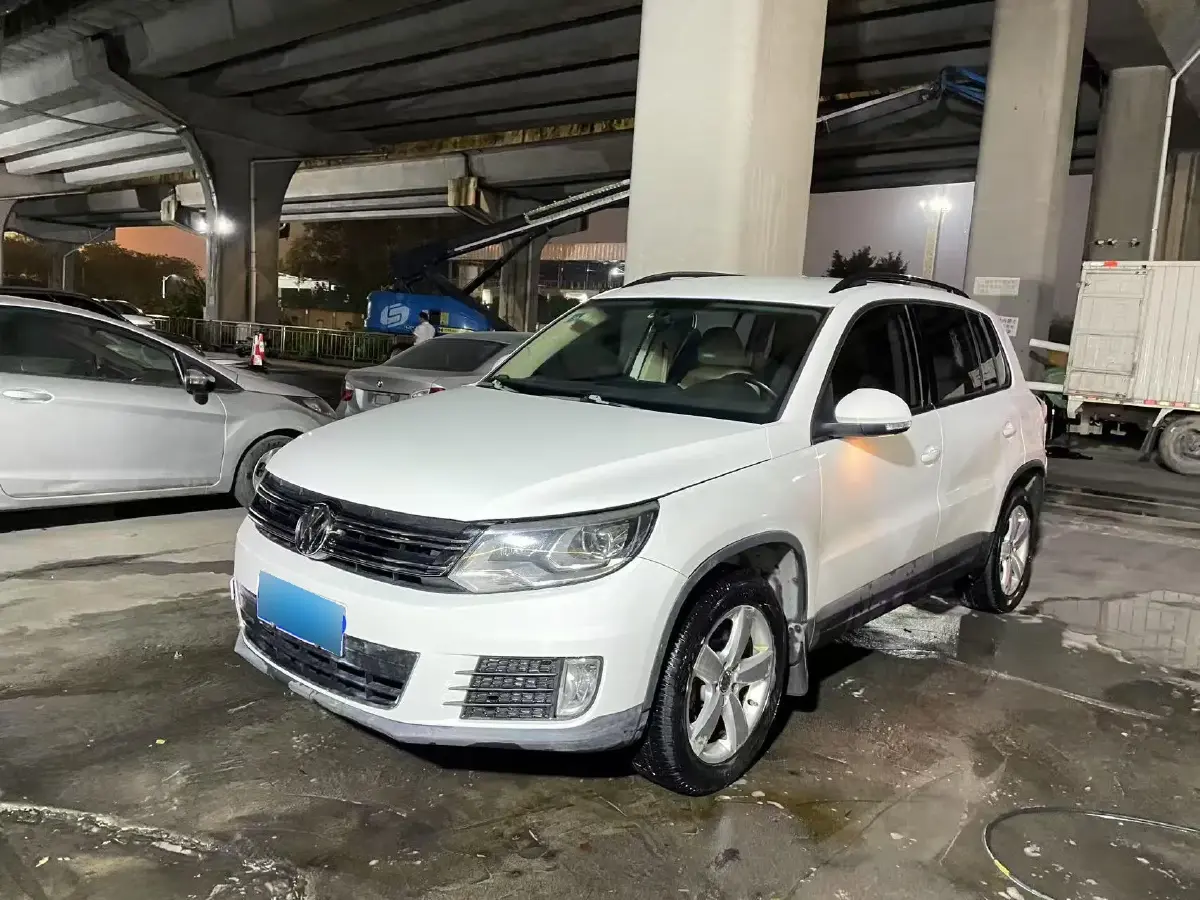 2013 Volkswagen Tiguan 1.8T 160HP L4 6AT