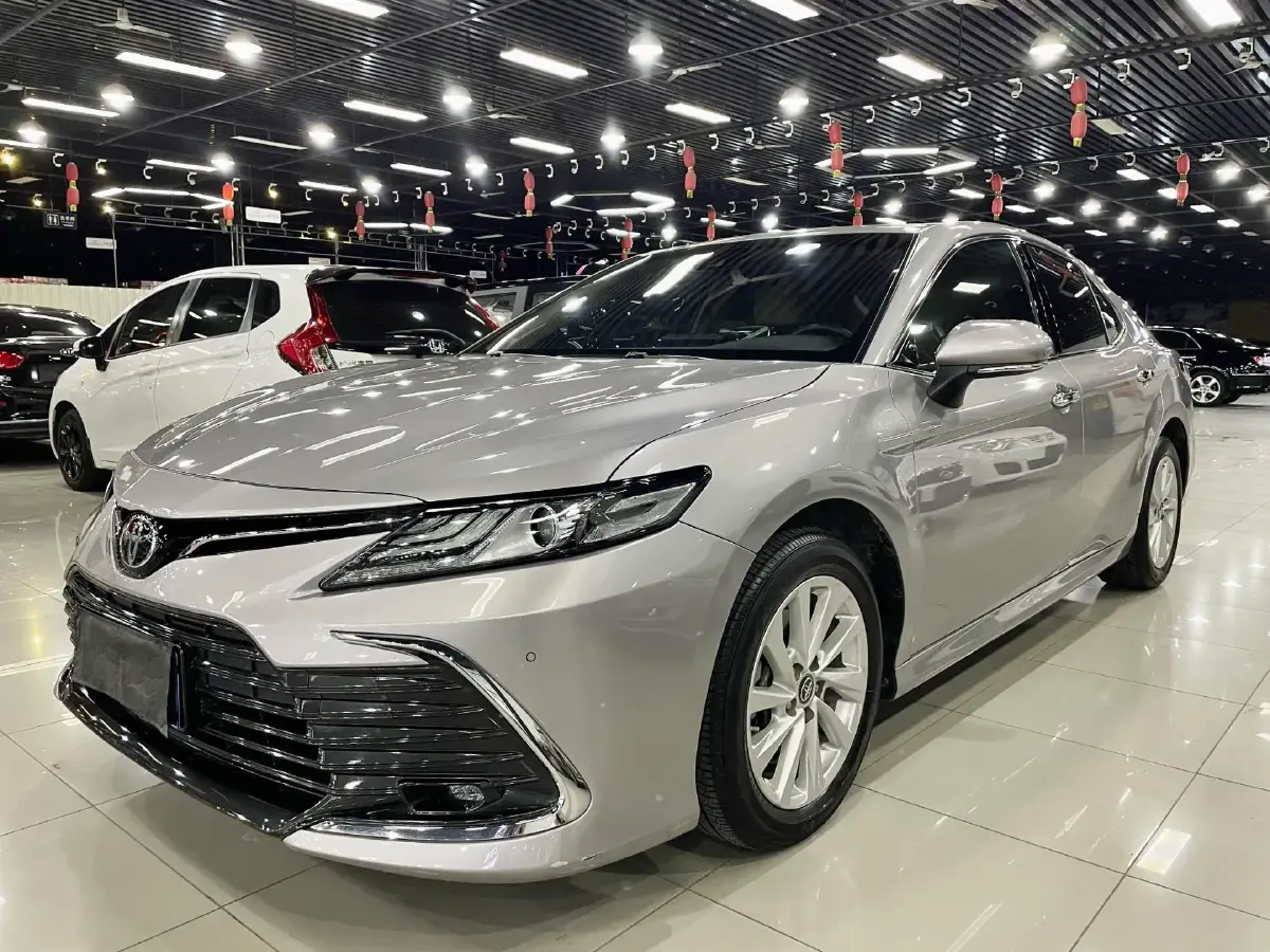 2021 Toyota Camry 2.0L 178HP L4 CVT