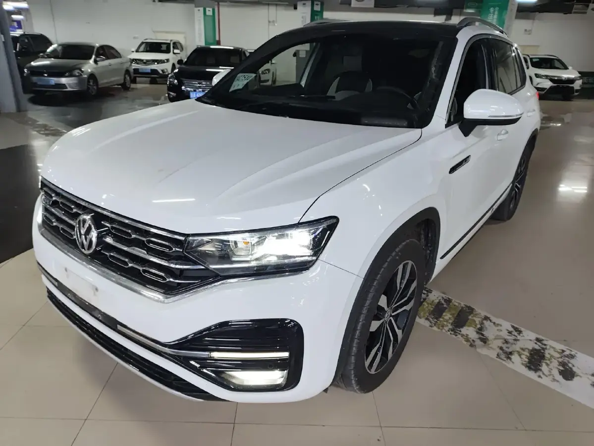 2020 Volkswagen Tayron 2.0T 220HP L4 7DCT