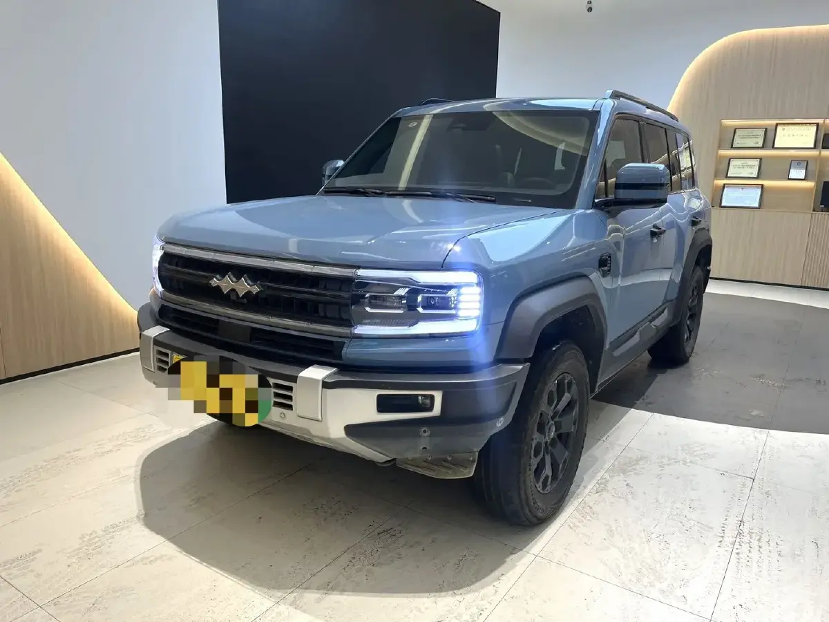 2023 FangChengBao Bao 5 1.5T 194HP L4 E-CVT PHEV 31.8KWH