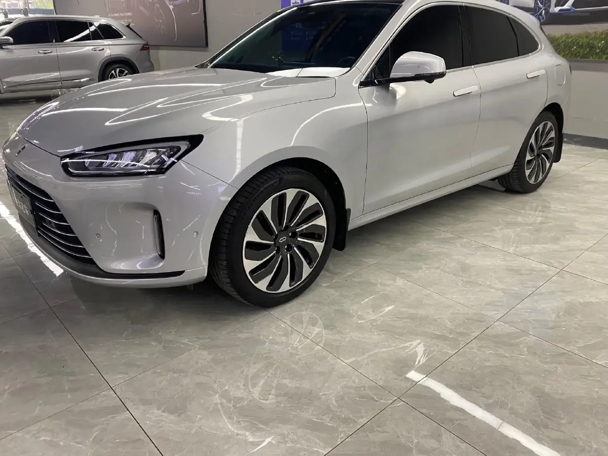 2022 HIMA AITO M5 Range Extended 125HP REEV 40KWH