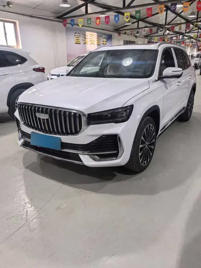 2021 Geely Monjaro 2.0T 238HP L4 8AT