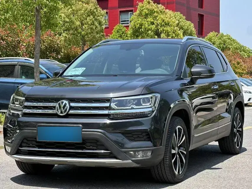 2020 Volkswagen Tharu 2.0T 186HP L4 7DCT