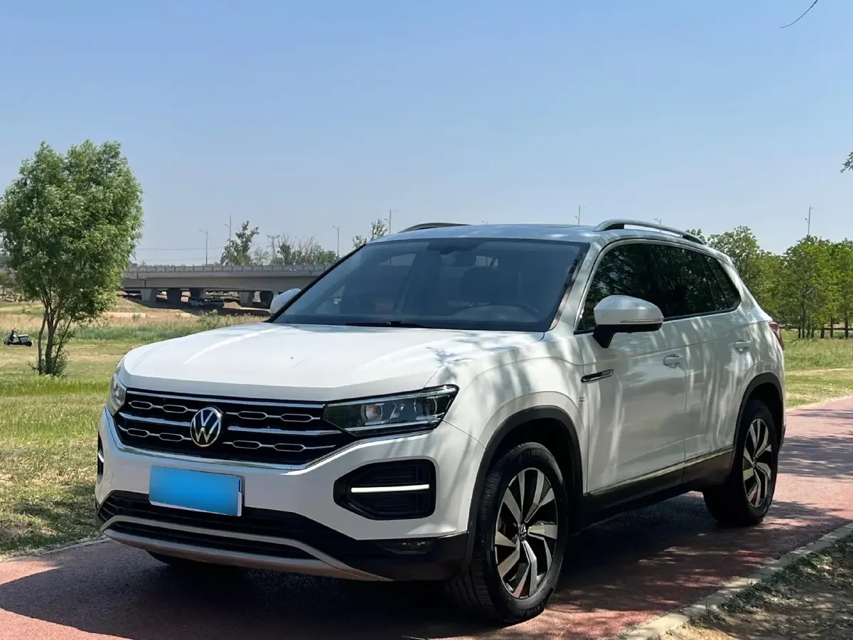 2022 Volkswagen Tayron 2.0T 186HP L4 7DCT