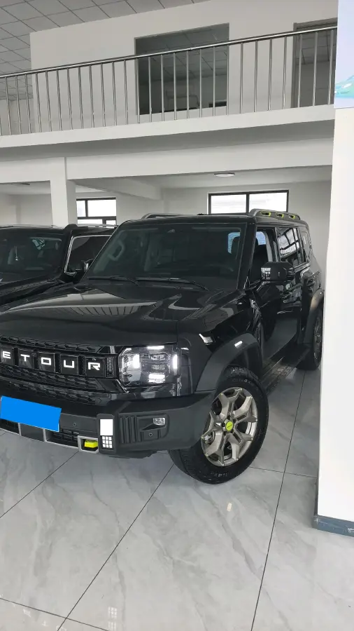 2023 Jetour Traveller 2.0T 254HP L4 8AT