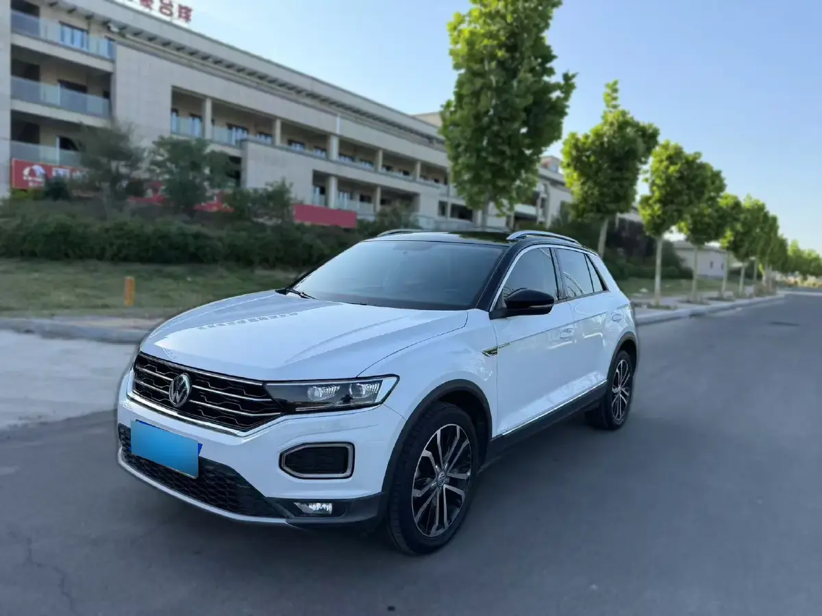 2018 Volkswagen T-Roc 1.4T 150HP L4 7DCT