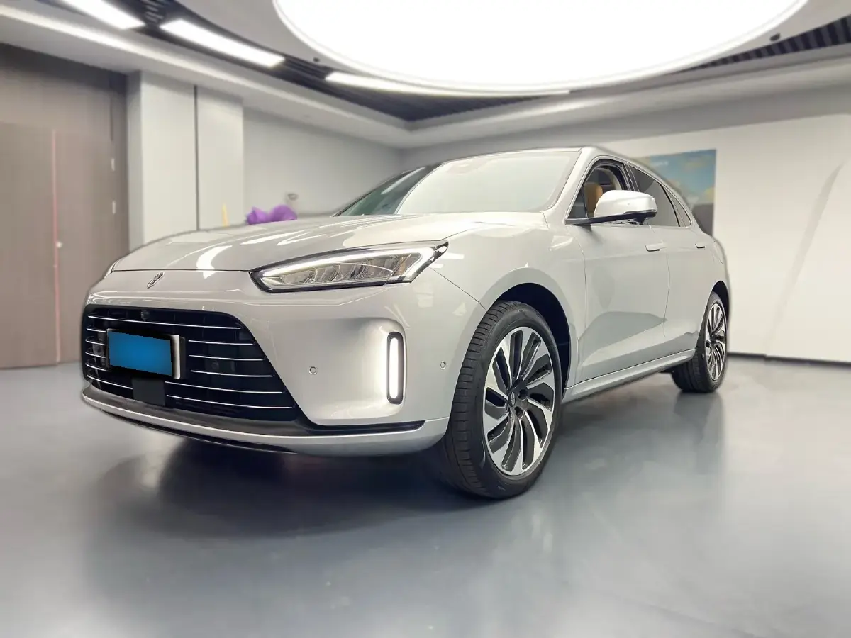 2022 HIMA AITO M5 Range Extended 125HP REEV 40KWH