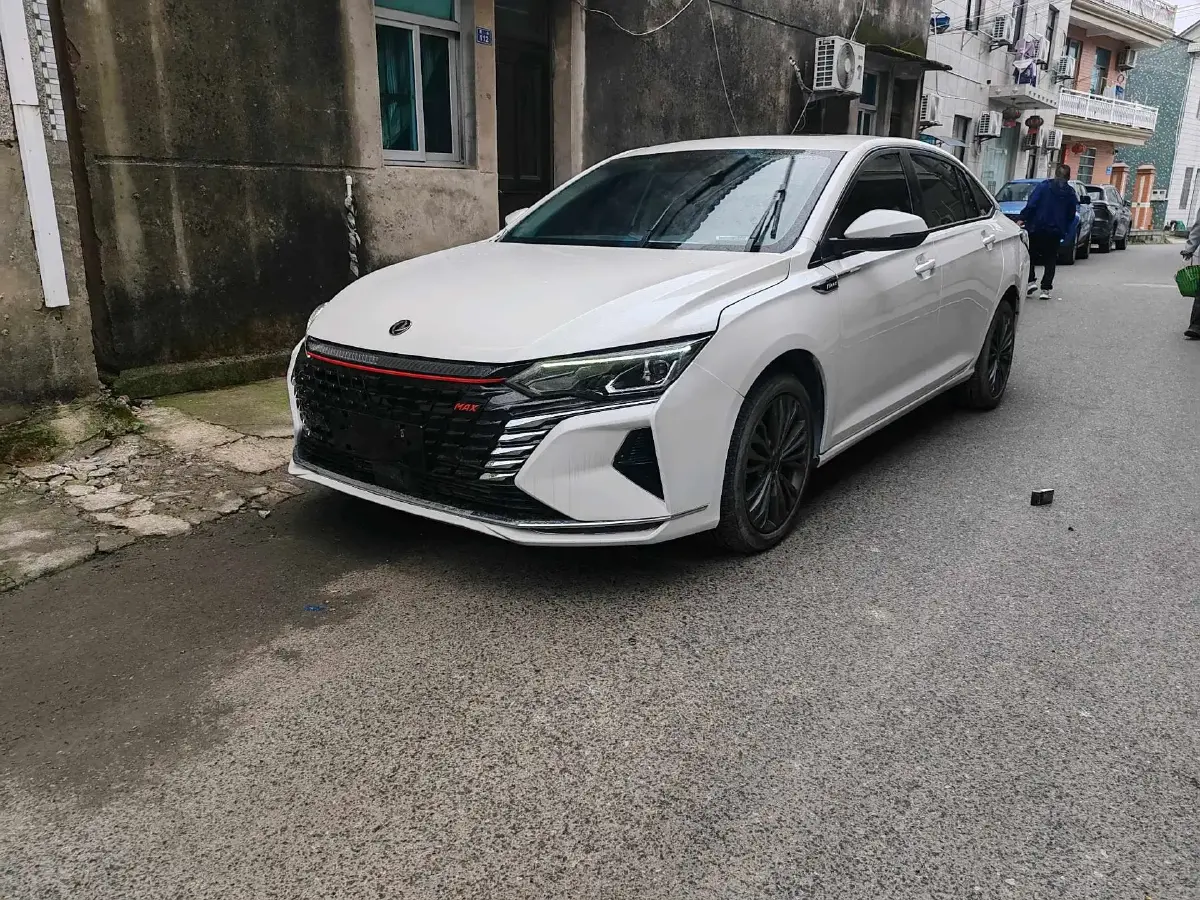 2023 DongFeng Aeolus YiXuan MAX 1.5T 190HP L4 7DCT