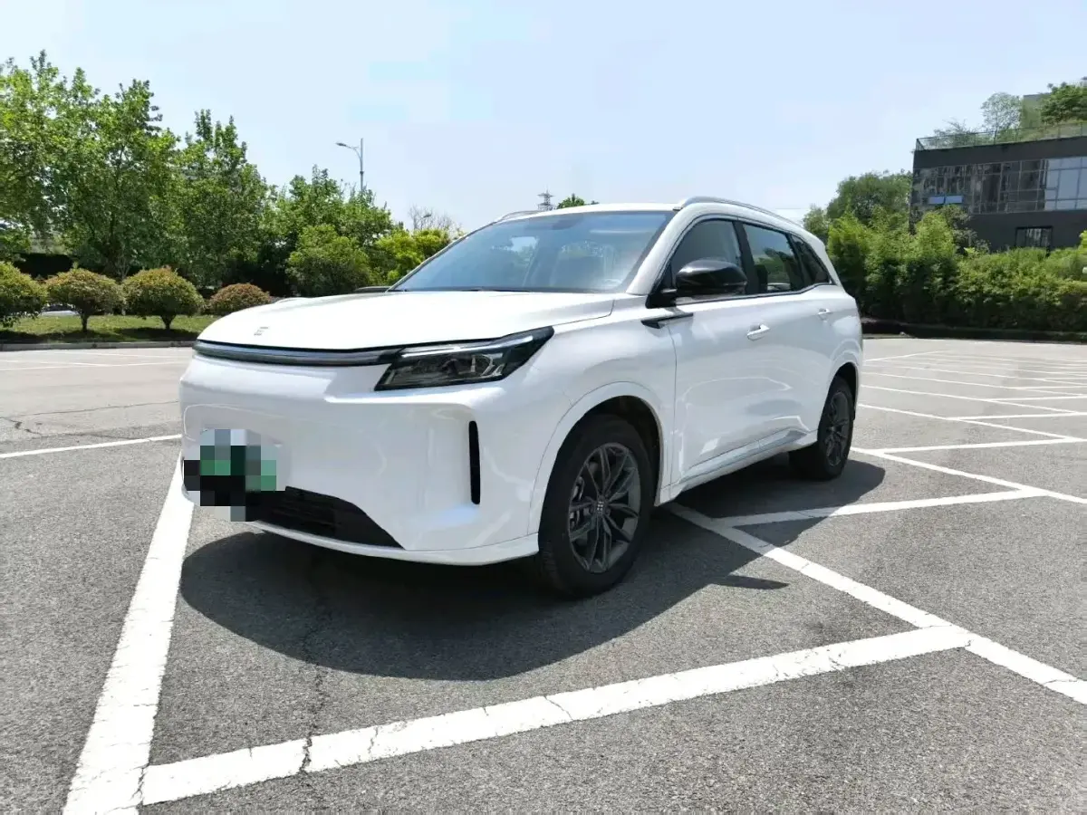 2025 LanDian E5 PLUS 1.5L 95HP L4 E-CVT PHEV 25KWH